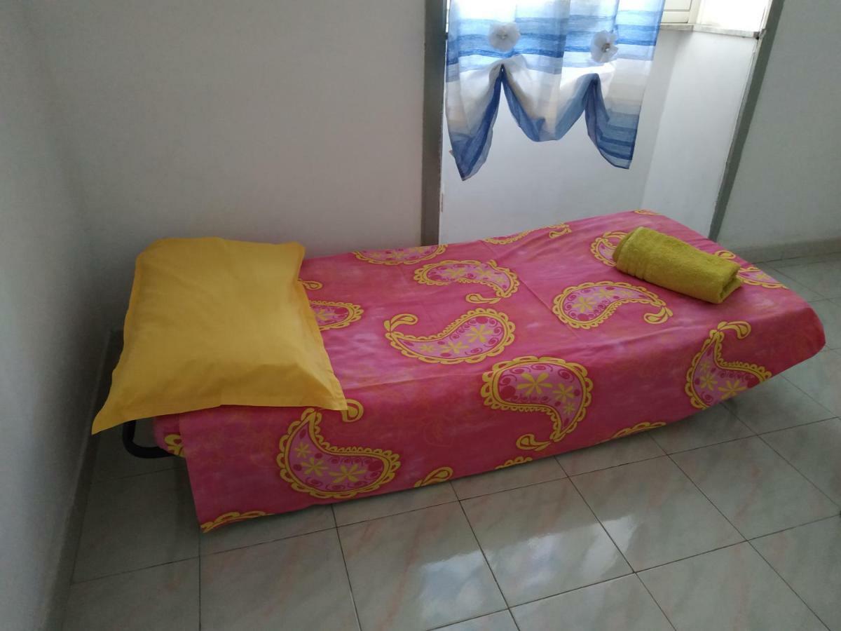 Azzurra Apartment Solarino ภายนอก รูปภาพ